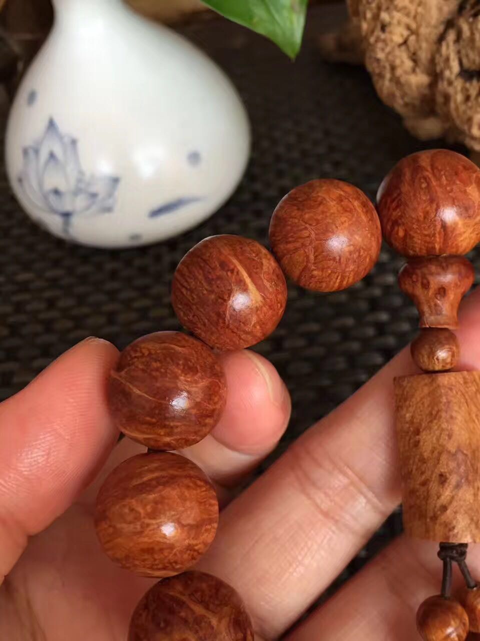 崖柏手串:藏友熱捧的螞蟻腿,是如何形成的